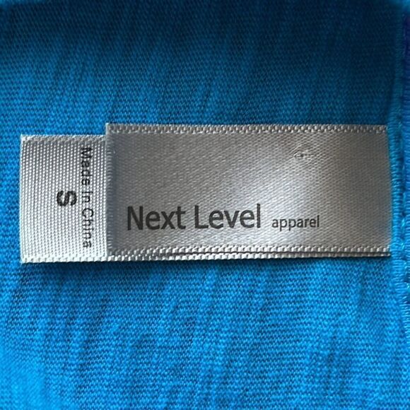 NEXT Level Apparel Women’s Blue Sunday Funday Tee Size Small - Picture 8 of 10